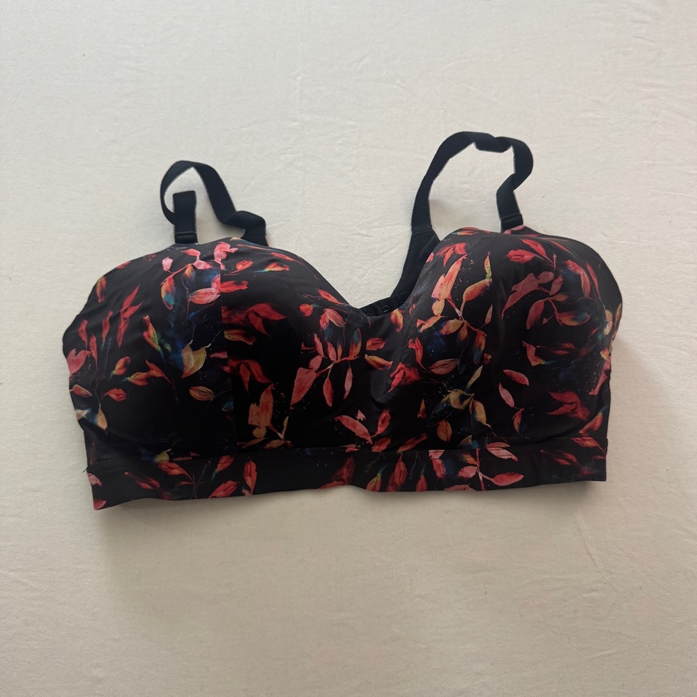 Elegant Floral Black Bra